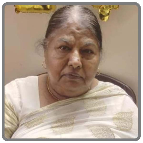 કુમુદ બેન દિવ્ય કાન્ત ભાઈ સોલંકી